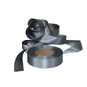 Atlasová stuha stříbrná, šíře 24 mm, délka 20 m