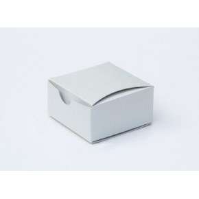 Dárková krabička s vykrojením 50x50x25 mm, stříbrná perleť
